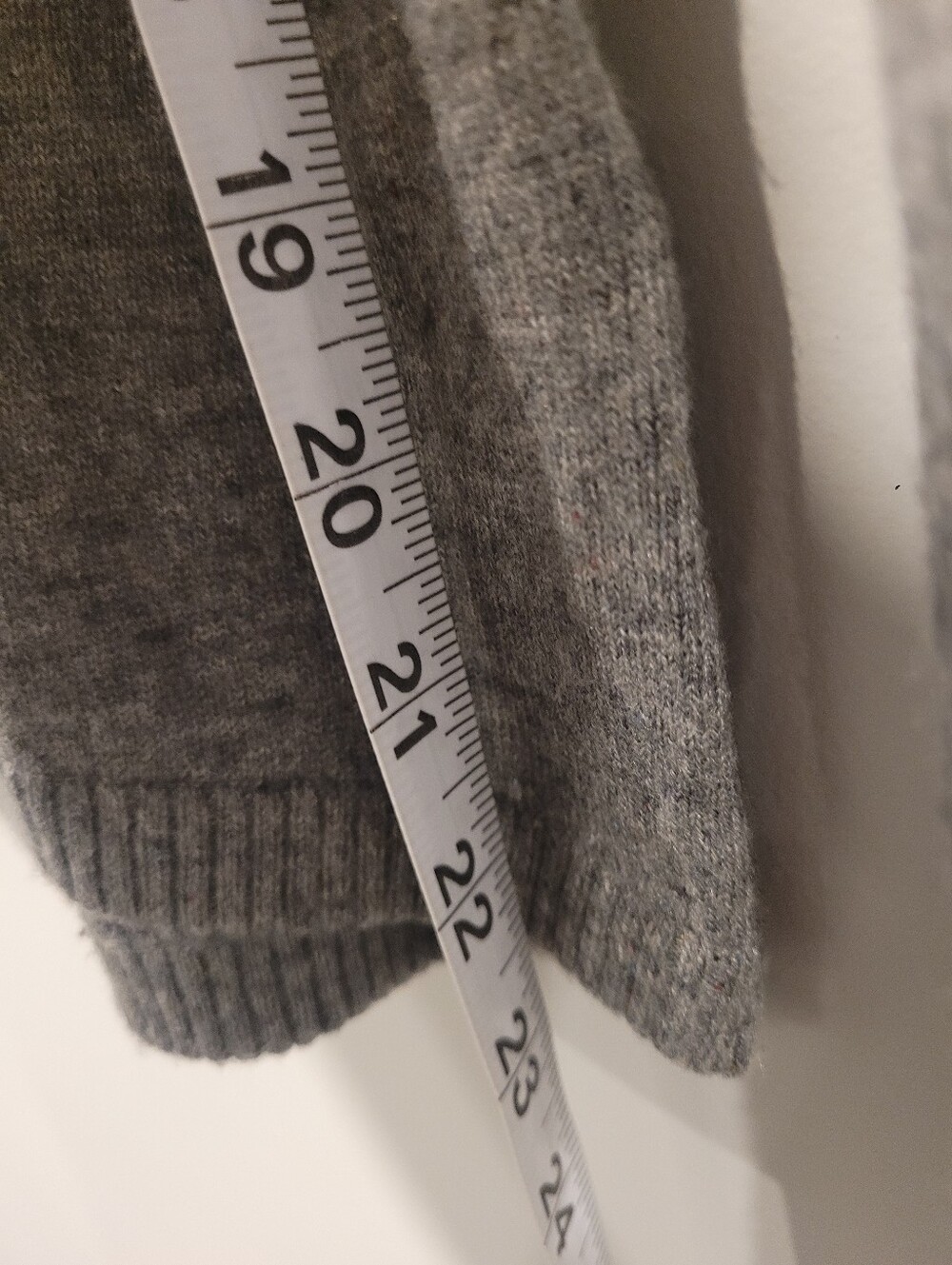 Smartwool Shadow Pine Merino Wool Blend V-Neck Sweater Gray See Measurements - Picture 7 of 8